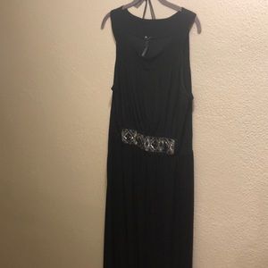 Pre owned 2x long black sleeves dress